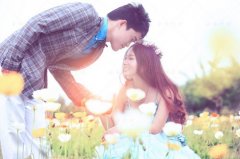 北京婚纱摄影分享拍外景婚纱照怎样挑选婚纱礼服