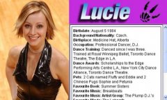 前拉拉队美女上传艳照 网上卖淫