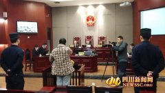 15岁少年瞒父母做变性手术 实习医生为其手术被捕(图)