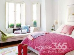 温馨又可爱的十平米卧室展示