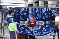 [新华网云南频道] 千年白族扎染技艺传承有序