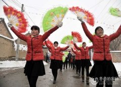 实拍山东菏泽传统民俗花供 正月初七民间艺术大比武