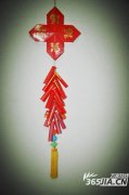 2013年春节送什么礼物？合肥美女DIY新年鞭炮挂饰