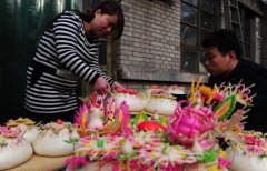 面塑艺人丁丽炎：巧手弄花馍盛赞四方来