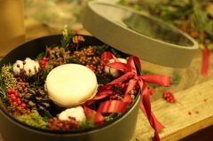 小院教你制作圣诞花环