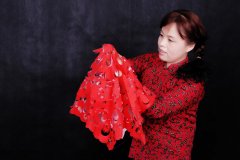  张锐利的剪纸情缘