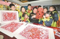 国家工艺美术大师南京“剪猴”喜迎新春