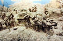 大型泥塑作品《东方红》亮相西安