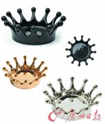 牛奶皇冠首饰托架