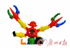 8岁小创客 半小时造声控小车