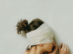 看过年为什么要贴窗花