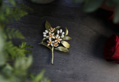 Michael设计师和他的“植物珠宝王国”