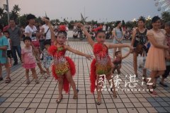 舞动蓝色湛江 飞扬金色梦想