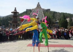 “最美高跷女孩”引爆2015南山春季庙会民俗盛宴