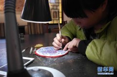 赏剪纸打树花 蔚县过大年 民俗文化绽放异彩