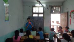 教授简单有趣物理小实验