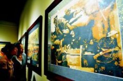 剪纸作品 回放抗战岁月(图)