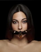 另类超大胆欧美人体艺高清大图充满怪诞的美