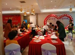 保利花园母亲节蛋糕DIY暖心活动火热进行中