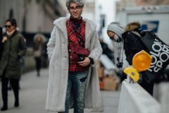 美图欣赏:2016秋冬纽约时装周秀场外的精彩街拍