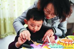 DIY巧克力创意培训班昨开班 体验者很过瘾