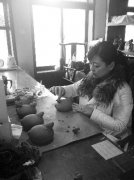 “扬眉吐气”贺新年(图)