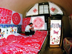 组图：欢欢喜喜过新年 延安特产“大抢购”