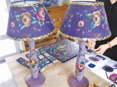 深圳白领爱彩绘 DIY自家画壁玩美甲