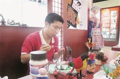 赖维君：不懈努力 只为保护传承非遗