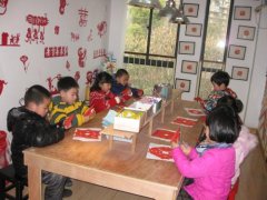娃哈哈幼儿园：在创意美术活动中感受传统剪纸艺术