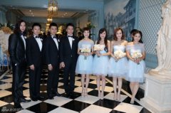 陶欣然何建泽唯美大婚 新人甜蜜亲吻