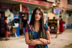 走遍30多个国家 只为美女