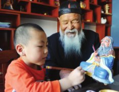 杨栖鹤，童颜鹤发掌门人