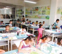 青少年活动中心：假期快乐大本营