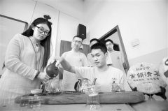 华裔少年山西学习中国文化