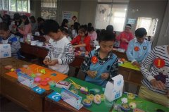 韶关市乐昌青少年宫举办第二届“憧憬未来，捏出心中七彩梦”橡皮泥手工制作