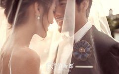 郑州婚纱摄影机构，户外婚纱摄影集