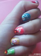 跟娃娃一起DIY时尚美甲！