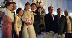 钟嘉欣西式婚纱照 公主范婚纱给人一种若稳若现的感觉
