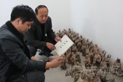 梁山农民制作水浒人物108将泥塑 栩栩如生