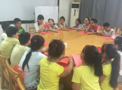 传承剪纸艺术 丰富暑期生活