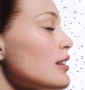 女性养生：养颜觉睡过头 美女变“霉女”