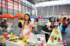 云南动漫展开幕 爱好者上演cosplay秀(组图)