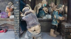 长春刘老根大舞台东北民俗泥人涉嫌低俗