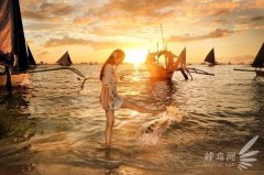 美女摄影师示范 教你get到一张完美的逆光照