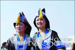 布依族的蜡染服饰