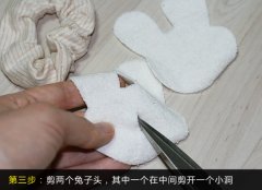 萌翻少女的小白兔头 六步DIY超萌发饰