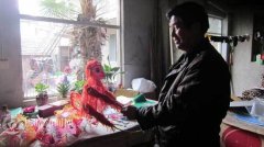 迎花灯、蒸面灯、猜灯谜 有“灯”的元宵节最有味