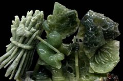 岫岩玉的鉴别方法,岫岩玉的保养,岫岩玉与翡翠的区别