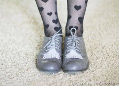 DIY让自己的旧鞋变新鞋就这么简单任性